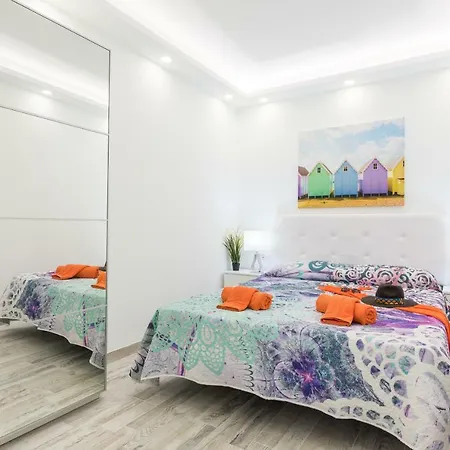 Apartment C104b Brand New Elegant Pool!
