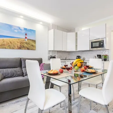 Appartement C104b Brand New Elegant Pool! *